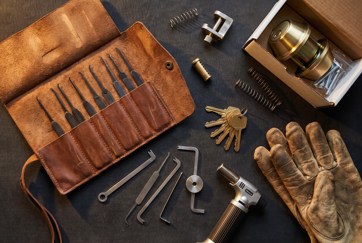Locksmith tools laid out ready for a job